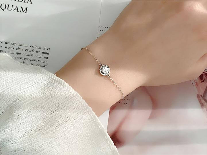 Moissanite Bracelet: The Sparkling Alternative to Diamonds